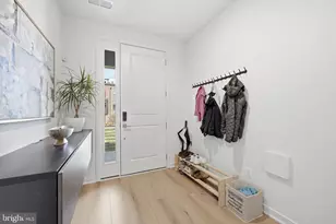 43403 Fifeville Square, Ashburn, VA 20148 - Photo 3