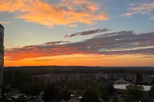 19365 Cypress Ridge Terrace, Leesburg, VA 20176 - Photo 9