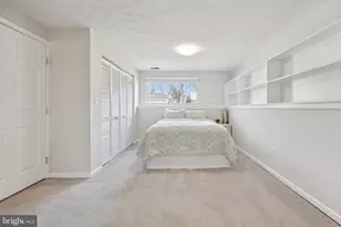 22216 Stablehouse Dr, Sterling, VA 20164 - Photo 37