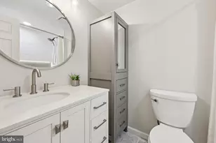 22216 Stablehouse Dr, Sterling, VA 20164 - Photo 33