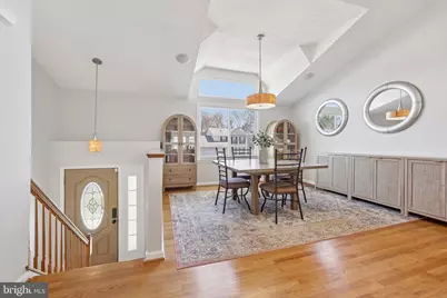 22216 Stablehouse Drive, Sterling, VA 20164 - Photo 7