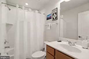 1030 Cantina Terrace SE, Leesburg, VA 20175 - Photo 33