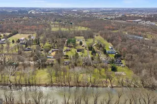 19451 Youngs Cliff Rd, Sterling, VA 20165 - Photo 137