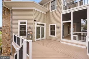 19451 Youngs Cliff Rd, Sterling, VA 20165 - Photo 109