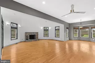 19451 Youngs Cliff Rd, Sterling, VA 20165 - Photo 17