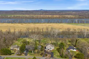 19451 Youngs Cliff Rd, Sterling, VA 20165 - Photo 125