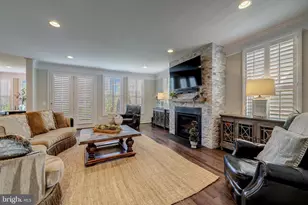 1002 Themis St SE, Leesburg, VA 20175 - Photo 13