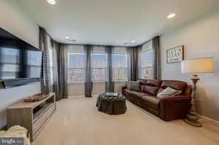 1002 Themis St SE, Leesburg, VA 20175 - Photo 35