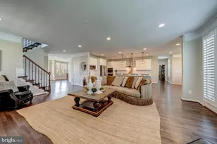 1002 Themis St SE, Leesburg, VA 20175 - Photo 15