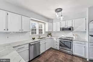 43451 Livery Square, Ashburn, VA 20147 - Photo 9