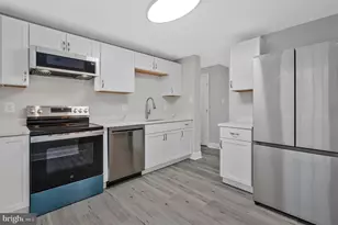 709 N Belfort St, Sterling, VA 20164 - Photo 3