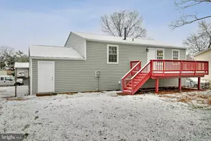 709 N Belfort St, Sterling, VA 20164 - Photo 37