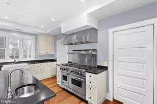 15625 Britenbush Ct, Waterford, VA 20197 - Photo 13