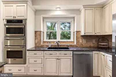 20461 Swan Creek Court, Sterling, VA 20165 - Photo 11