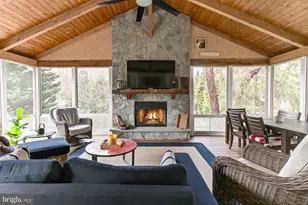 20461 Swan Creek Ct, Sterling, VA 20165 - Photo 3