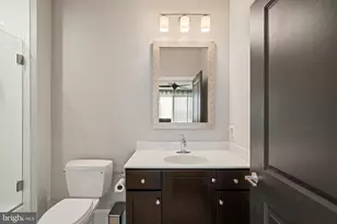 20430 Northpark Dr, Ashburn, VA 20147 - Photo 51