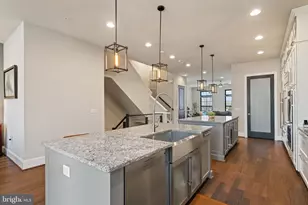 20430 Northpark Dr, Ashburn, VA 20147 - Photo 21