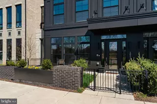 20430 Northpark Dr, Ashburn, VA 20147 - Photo 3