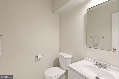 25213 Dunvegan Square, Chantilly, VA 20152 - Photo 31