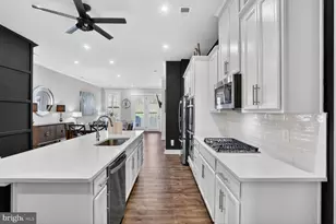 25612 Preston Park Ter, Chantilly, VA 20152 - Photo 7