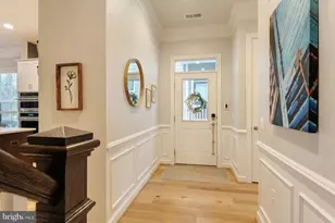 19006 Coral Reef Sq, Leesburg, VA 20176 - Photo 5