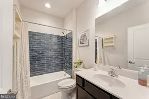 19006 Coral Reef Sq, Leesburg, VA 20176 - Photo 27