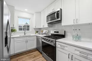 46944 Trumpet Cir, Sterling, VA 20164 - Photo 17