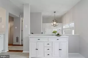 44095 Gala Cir, Ashburn, VA 20147 - Photo 9