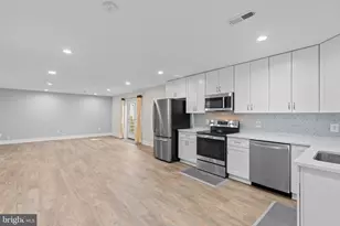 25549 Byrnes Crossing *basement* Dr, Chantilly, VA 20152 - Photo 1