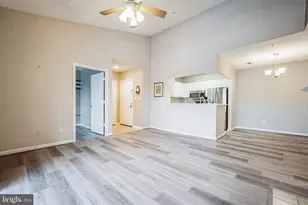 20281 Beechwood Terrace, Ashburn, VA 20147 - Photo 5