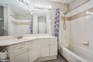 20281 Beechwood Terrace, Ashburn, VA 20147 - Photo 9