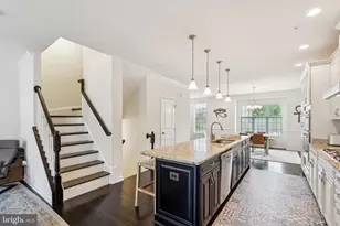 22613 Naugatuck Square, Ashburn, VA 20148 - Photo 5