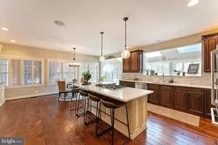 19746 Willowdale Pl, Ashburn, VA 20147 - Photo 23