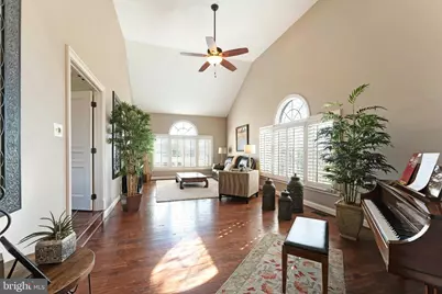 19746 Willowdale Place, Ashburn, VA 20147 - Photo 9