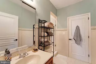 19746 Willowdale Pl, Ashburn, VA 20147 - Photo 45
