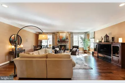 19746 Willowdale Place, Ashburn, VA 20147 - Photo 17