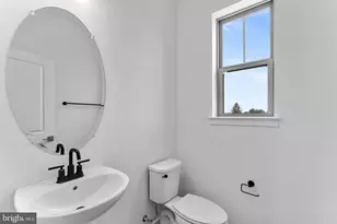 19677 Sepia Sq, Ashburn, VA 20147 - Photo 15