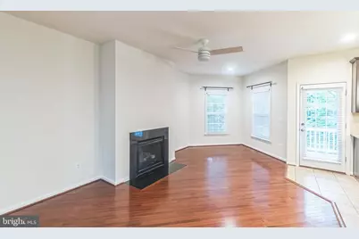 42385 Trellis Square, Brambleton, VA 20148 - Photo 9