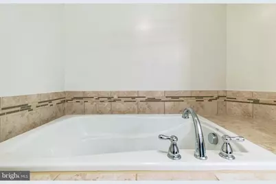 42385 Trellis Square, Brambleton, VA 20148 - Photo 23