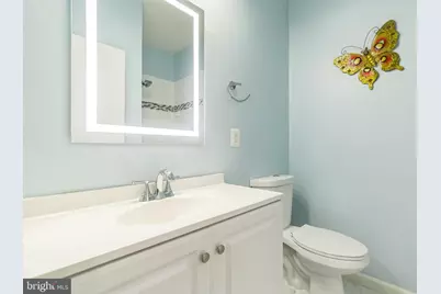 42385 Trellis Square, Brambleton, VA 20148 - Photo 7