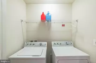 42385 Trellis Square, Brambleton, VA 20148 - Photo 27