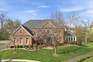 25770 Mayville Ct, Chantilly, VA 20152 - Photo 1