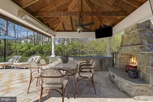 25770 Mayville Ct, Chantilly, VA 20152 - Photo 35