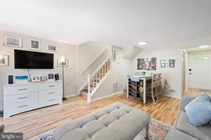 15 Dulany Ct, Sterling, VA 20165 - Photo 3