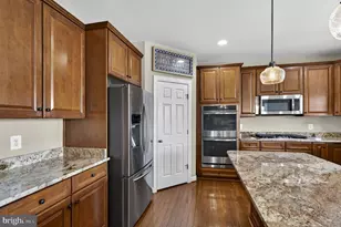 13200 Waterford View Ct, Lovettsville, VA 20180 - Photo 17