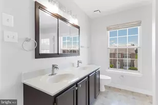 46613 Silhouette Square, Sterling, VA 20164 - Photo 19