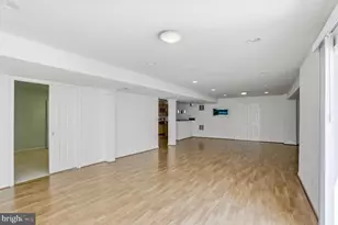 46733 Hollow Mountain Pl, Sterling, VA 20164 - Photo 29