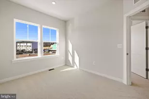 42580 Pitlochry Ter, Sterling, VA 20166 - Photo 29