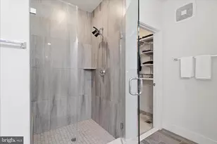 20518 Milbridge Ter, Ashburn, VA 20147 - Photo 19