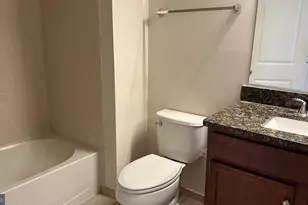 42407 Dogwood Glen Square, Sterling, VA 20166 - Photo 13